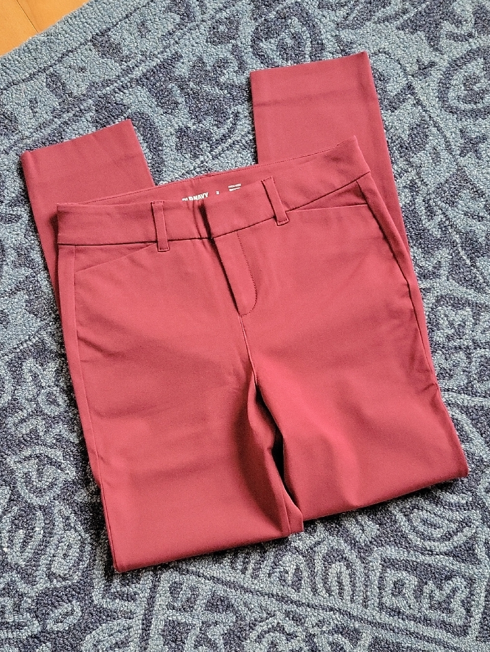 Bundle of Old Navy Pixie Pants - Picture 4 of 7